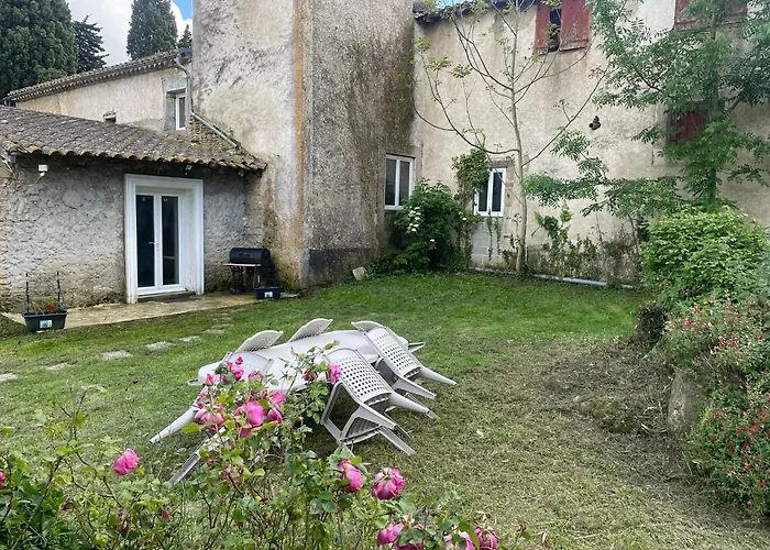 Les Bambous 펜션 Mas-Saintes-Puelles