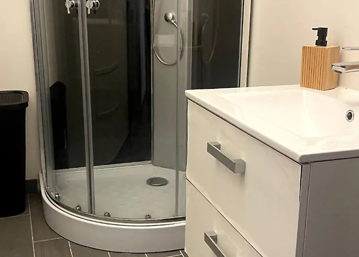 Les Bambous Mas-Saintes-Puelles